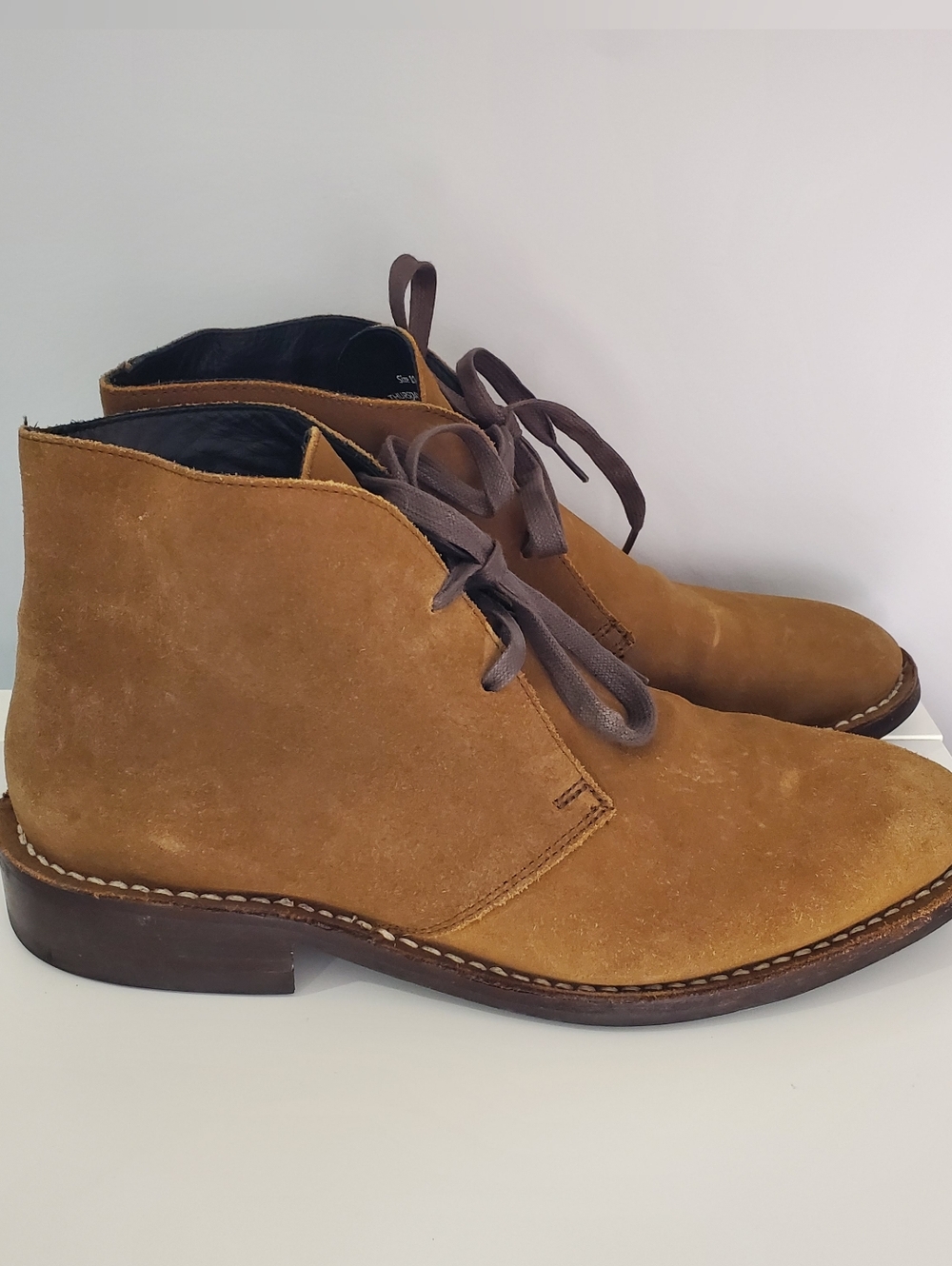 Thursday Mens  Boot Scout Cognac Suede Chukka Boots Size 10